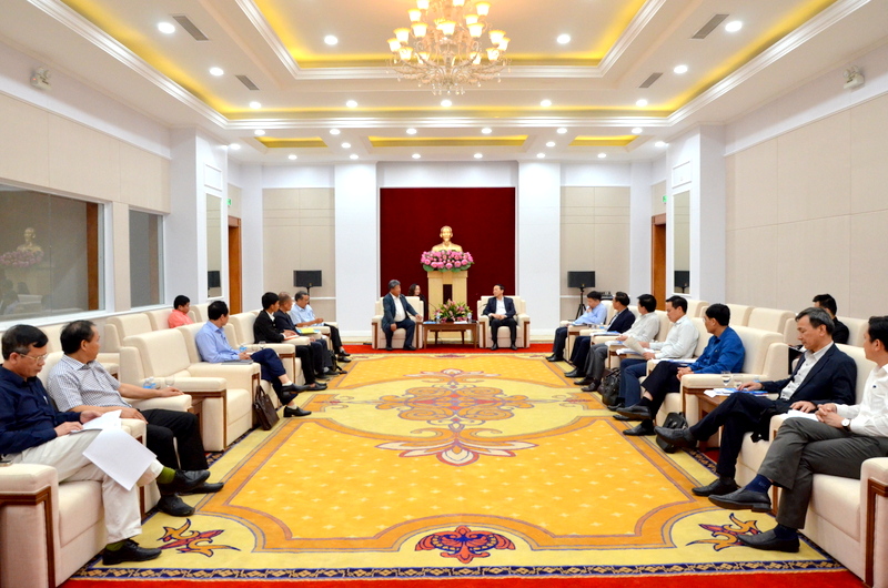 Quang cảnh buổi tiếp xã gião của đồng chí Nguyễn Văn Thành, Phó Chủ tịch UBND tỉnh cùng các lãnh đạo sở ban ngành với Công ty TNHH C&N Vina của Hàn Quốc