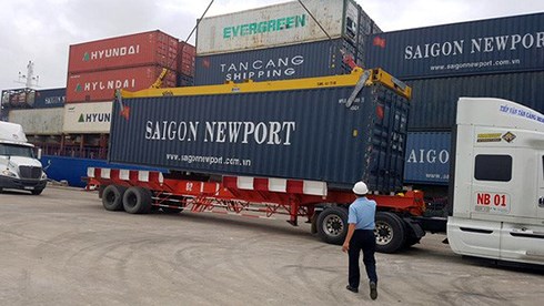 Cộng đồng doanh nghiệp Việt Nam đang phải sử dụng dịch vụ logistics với những chi phí rất cao. (Ảnh minh họa: KT)