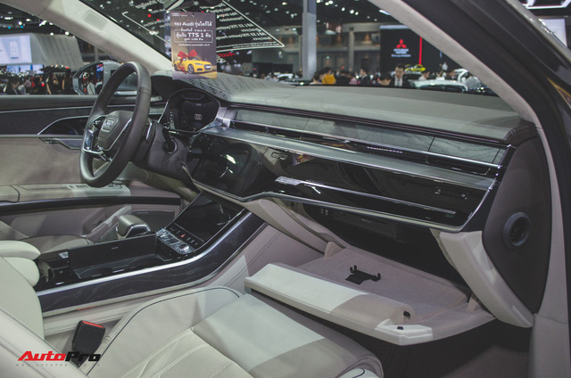 Khoang nội thất của Audi A8 thế hệ mới.