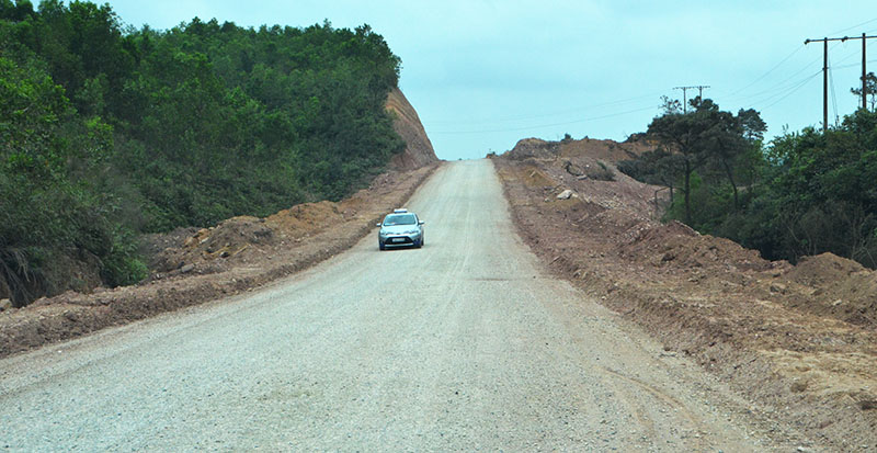 Đoạn đầu tuyến Công ty TNHH Thành Dương đã hoàn thành rải cấp phối đá dăm lớp 1.