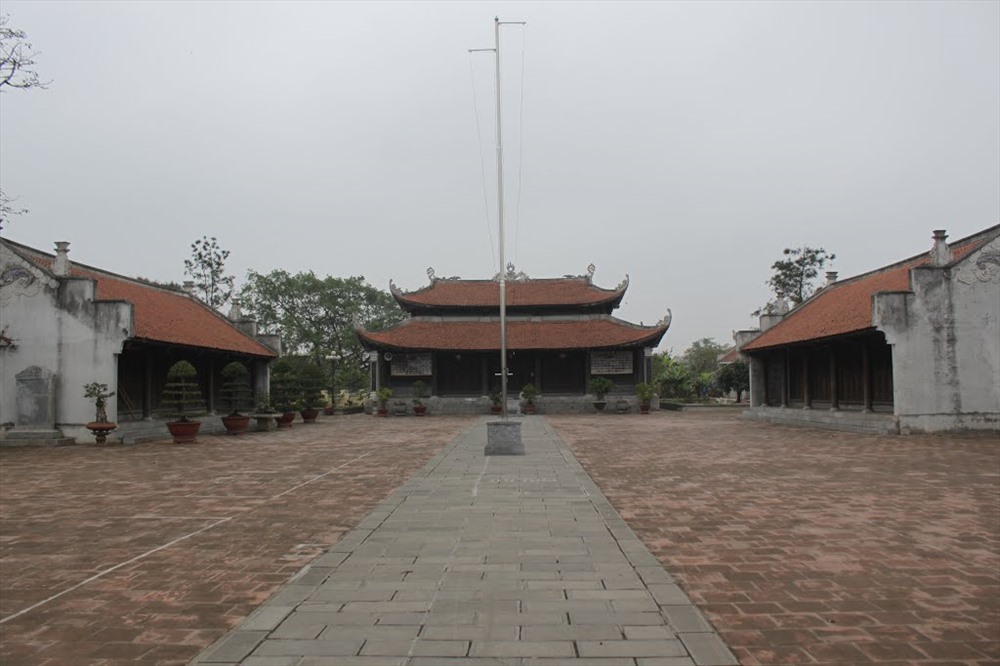 Khuôn viên đền thờ Nguyễn Công Trứ tại Kim Sơn – Ninh Bình (nguồn: mapio.net).