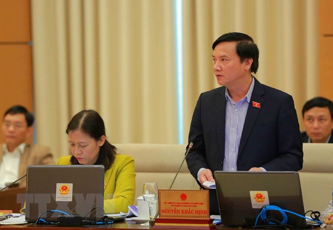 Chủ nhiệm Ủy ban Pháp luật của Quốc hội Nguyễn Khắc Định phát biểu. (Ảnh: Dương Giang/TTXVN)