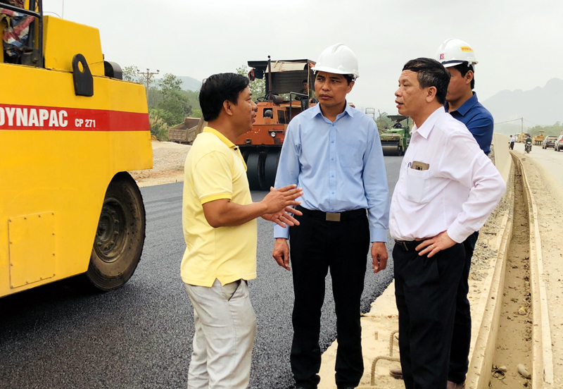Đồngg chí Vũ Văn Diện, Phó Chủ tịch UBND kiểm tra gói thầu cao tốc 03 dự án cao tốc Hạ Long- Vân Đồn