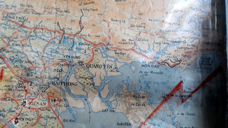   Bản đồ khu Hồng Quảng treo tại phòng tác chiến Cục An ninh chính quyền Sài Gòn tại tầng hầm dinh Độc Lập