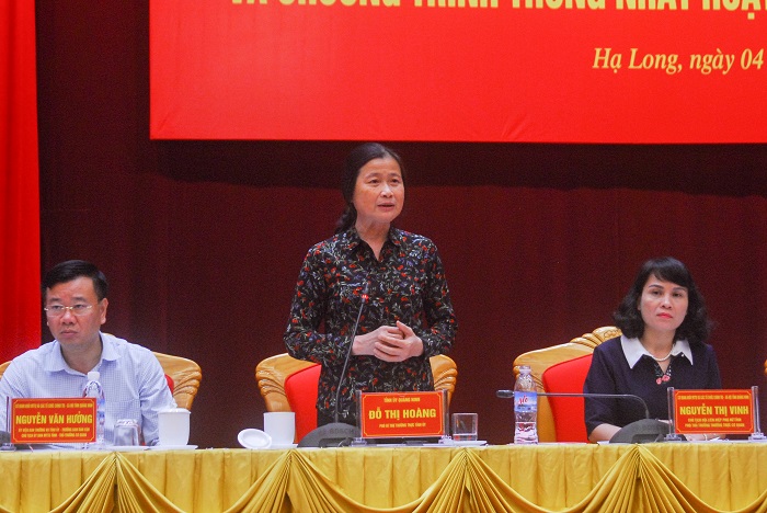 Đồng chí Đỗ Thị Hoàng, Phó Bí thư Thường trực Tỉnh ủy, phát biểu tại hội nghị.