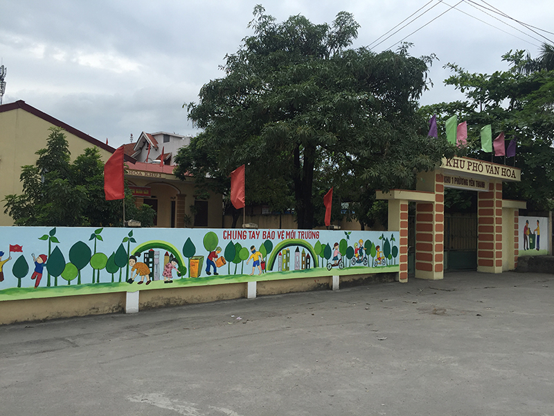 Bức tranh tường với chủ đề “Chung tay bảo vệ môi trường” được vẽ tại khu 1, phường Yên Thanh