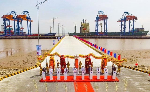 Quang cảnh lễ khánh thành giai đoạn 1 cảng Nam Đình Vũ.
