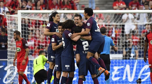 PSG mừng chiến thắng tại chung kết Cup Quốc gia Pháp. Ảnh: AFP.