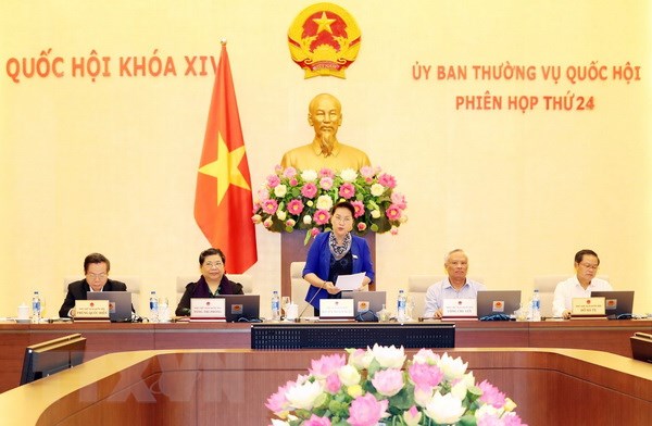 Chủ tịch Quốc hội Nguyễn Thị Kim Ngân phát biểu khai mạc Phiên họp. (Ảnh: Trọng Đức/TTXVN)