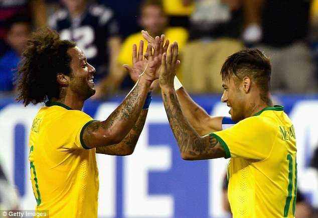 Marcelo và Neymar, hai trụ cột của tuyển Brazil. (Nguồn: Getty Images)
