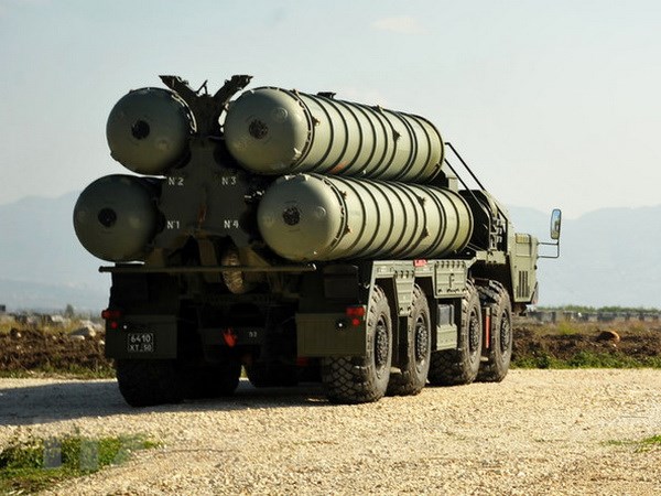 Tổng thống Nga chỉ đạo sản xuất hàng loạt hệ thống tên lửa S-500. (Nguồn: RT)