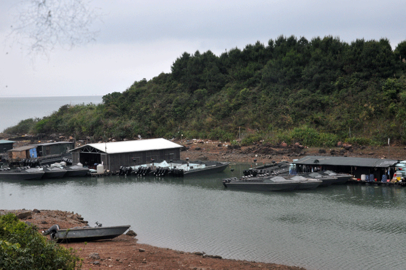 Khu neo đậu tránh trú bão cho tàu, thuyền Hải Xuân-Vĩnh Trung được đầu tư nhằm phục vụ cho việc neo đậu tránh trú bão cho tàu thuyền của bà con ngư dân.
