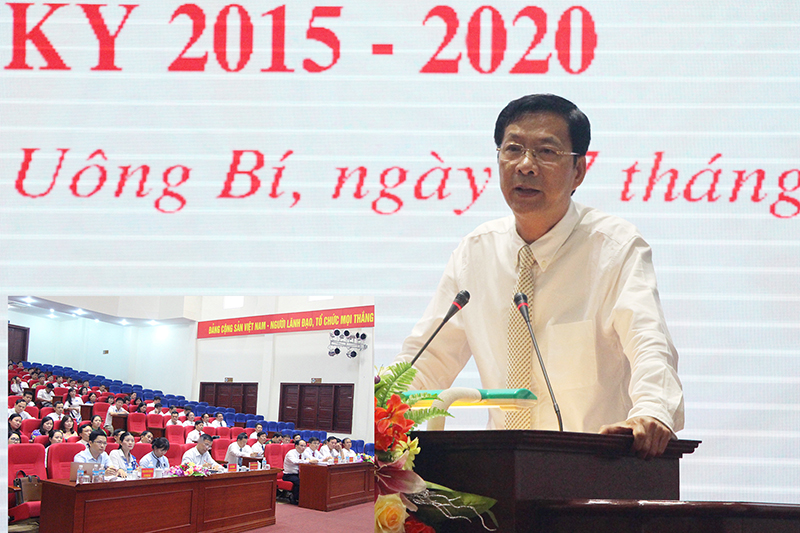 Bí thư Tỉnh ủy Nguyễn Văn Đọc phát biểu chỉ đạo hội nghị.