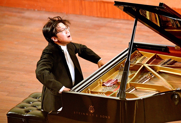 Nghệ sĩ dương cầm Lưu Hồng Quang (Ảnh: NVCC)