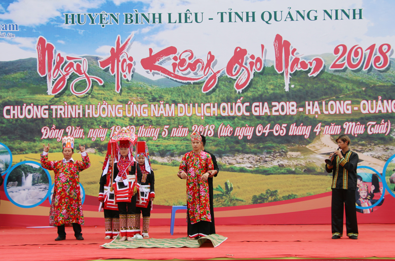 Tái hiện lễ rước dâu của đồng bào dân tộc Dao Thanh Phán.