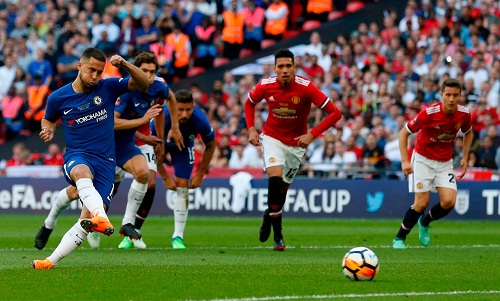 Pha đá phạt đền thành công của Hazard là tình huống định đoạt kết quả trận đấu. Ảnh: AFP.