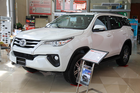 Toyota Fortuner không còn góp mặt trong nhóm ô tô bán chạy nhất thị trường VN - ẢNH: MINH KHA