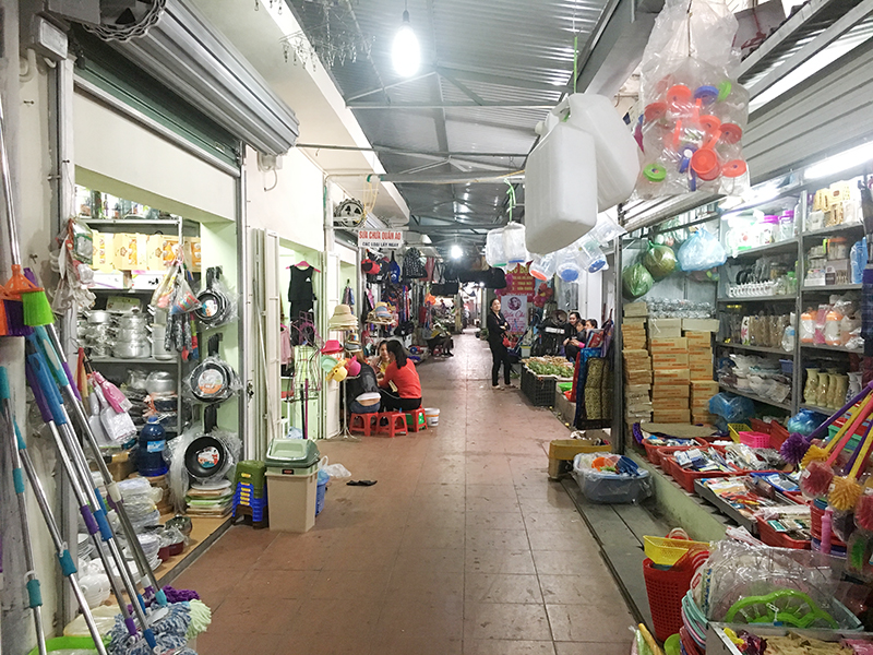 Chợ Cẩm Thủy, TP Cẩm Phả được xây dựng từ kinh phí đóng góp của các tiểu thương