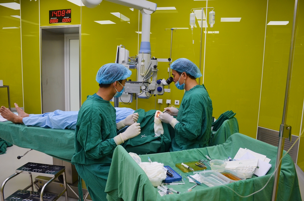 Trung tâm y tế TX Quảng Yên là một trong 2 đơn vị tuyến huyện triển khai kỹ thuật Phaco