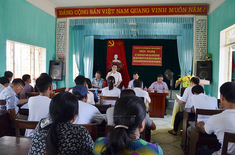 Lãnh đạo TX Quảng Yên giải đáp các thắc mắc cuae ngư dân về chính sách hỗ trợ của tỉnh