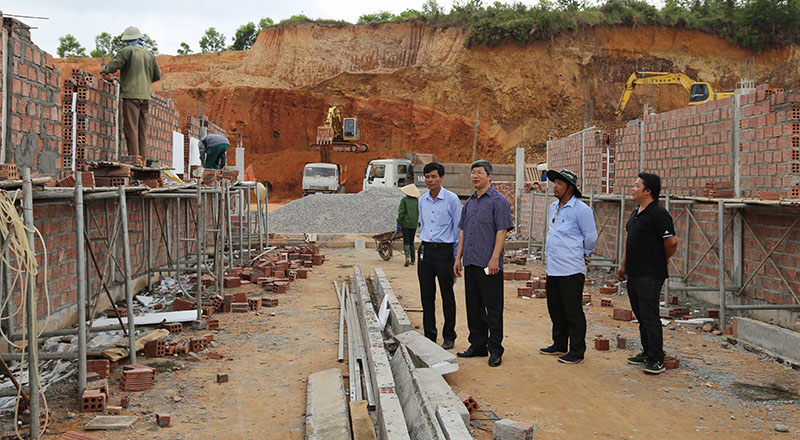 Trong quá trình thi công dự án luôn được sự quan tâm kịp thời giải quyết những vướng mắc của lãnh đạo tỉnh và TP Móng Cái.