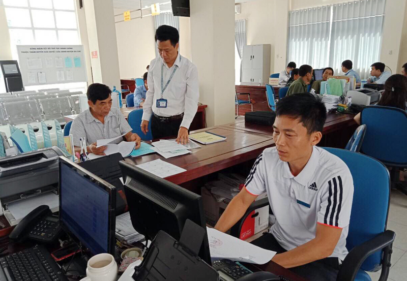 Đoàn công tác của Ban Dân vận Tỉnh ủy giám sát hoạt động của Trung tâm HCC huyện Ba Chẽ.