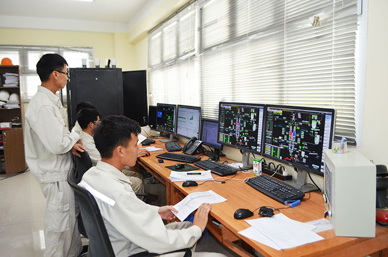Khu điều hành trung tâm của Nhà máy sản xuất vôi hóa Hương Hải (xã Lê Lợi, huyện Hoành Bồ)