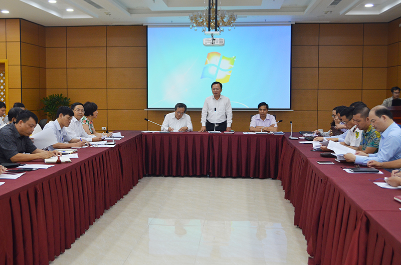 Đồng chí Cao Tường Huy, Trưởng Ban tuyên giáo Tỉnh ủy phát biểu kết luận tại hội nghị