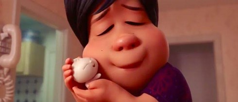 Disney-Pixar ra mắt phim ngắn Bao về em bé bánh bao thỏa mãn 
