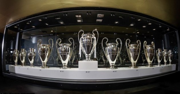  Real Madrid sinh ra để chinh phục những chiếc cup này.