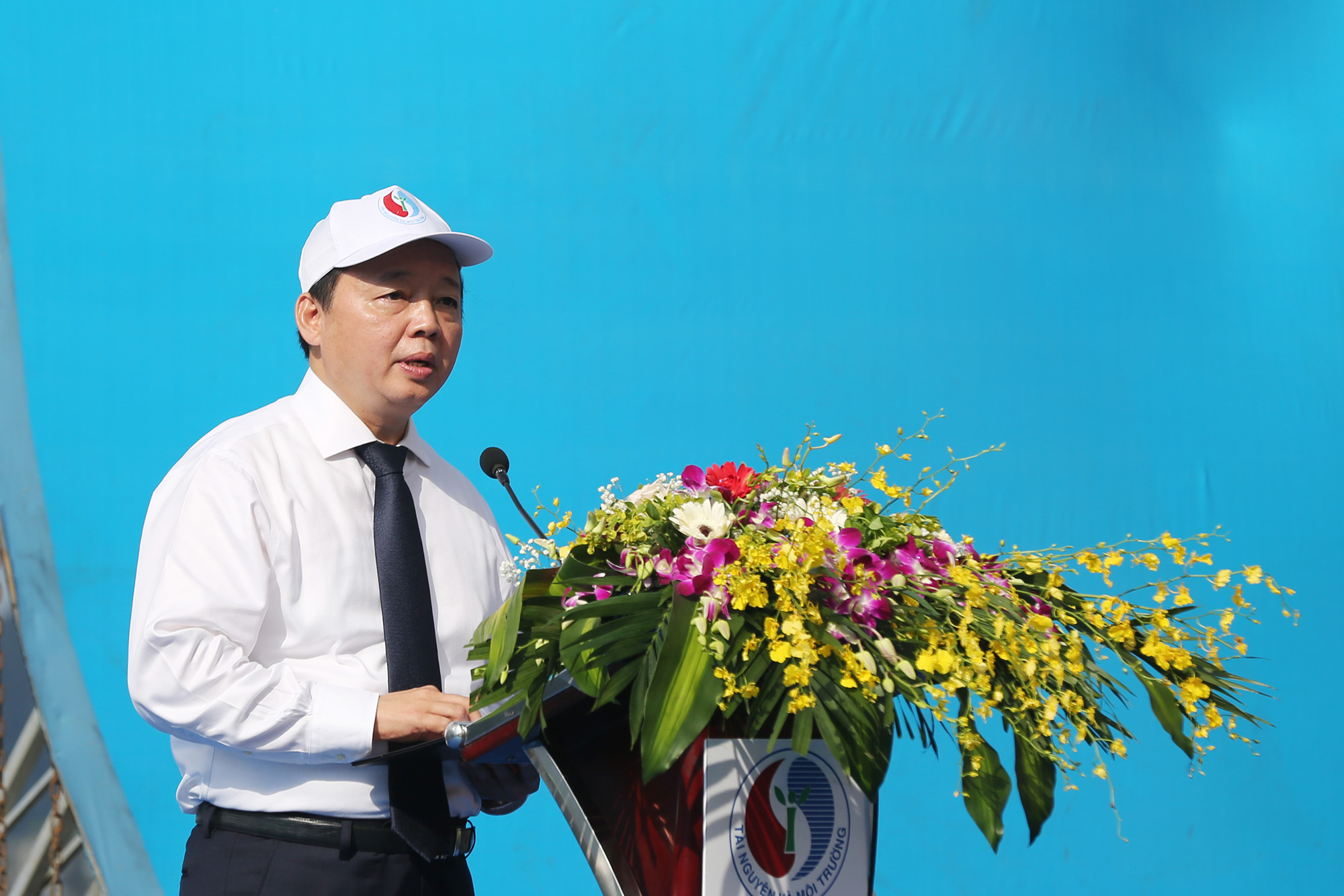 Đồng chí Trần Hồng Hà, Ủy viên Ban Chấp hành Trung ương Đảng, Bộ trưởng Bộ TN&MT phát biểu tại Lễ phát động