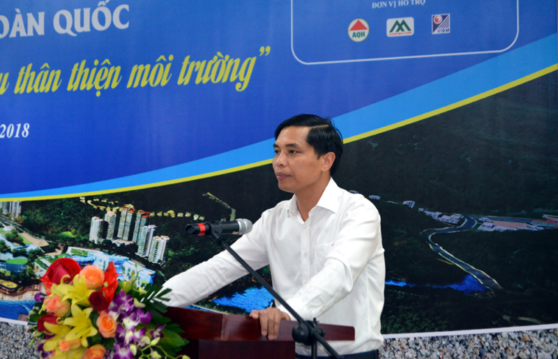 Đồngg chí Vũ Văn Diện, Phó Chủ tịch UBND tỉnh phát biểu tại Hội thảo