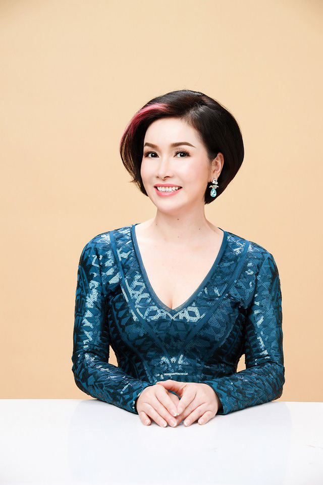 Hoa hậu Bùi Bích Phương