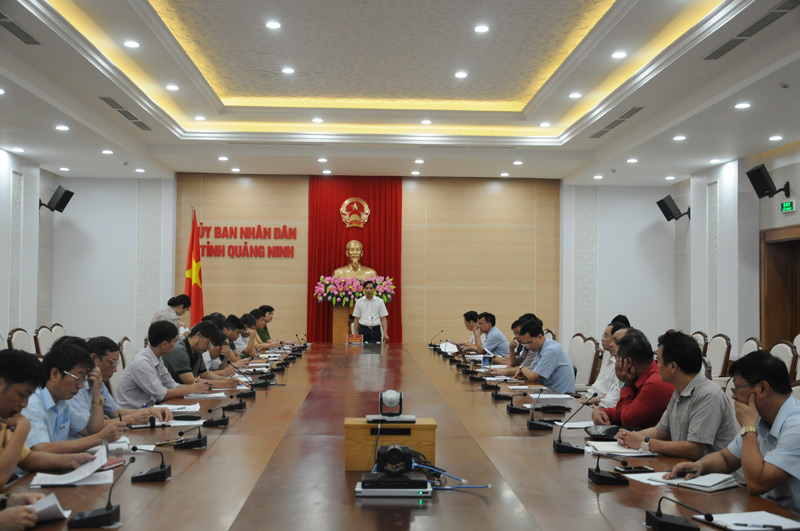 Đồng chí Vũ Văn Diện, Phó Chủ tịch UBND tỉnh, Phó Ban phụ trách Ban ATGT chỉ đạo, kết luận hội nghị