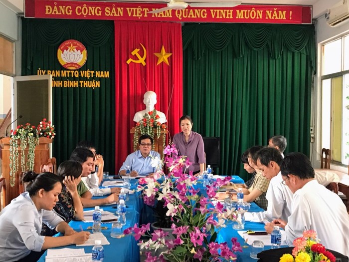 Phó Chủ tịch Trương Thị Ngọc Ánh cùng đoàn công tác làm việc với Ban Thường trực Ủy ban MTTQ Việt Nam tỉnh Bình Thuận.