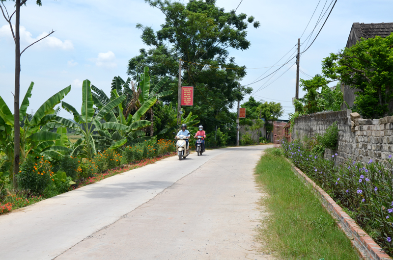 Tuyến đường kiểu mẫu tại thôn Phúc Thị, xã Việt Dân - 1 trong 3 xã điểm xây dựng xã NTM kiểu mẫu của TX Đông Triều