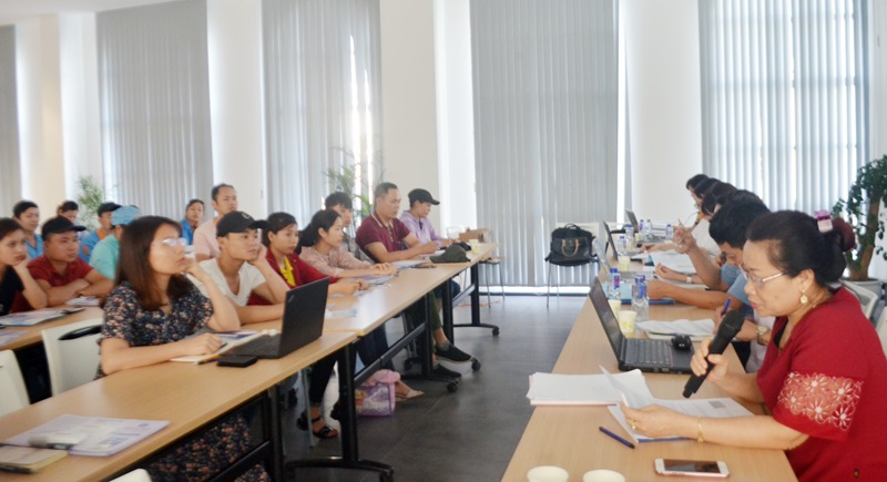 Đối thoại giữa cơ quan BHXH với chủ doanh nghiệp và người lao động tại Công ty TNHH KHKT Texhong Hải Hà (KCN Texhong Hải Hà)