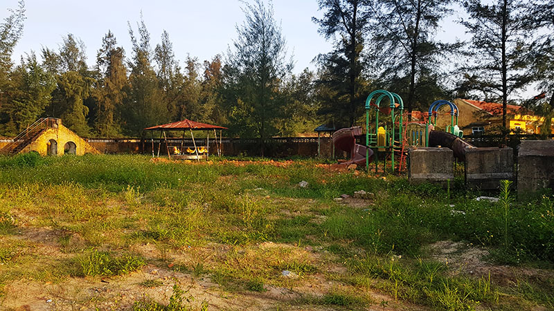 Khu vui chơi cho trẻ em phường Bình Ngọc được đầu tư từ giai đoạn 1998 -2010 đến nay bỏ hoang.