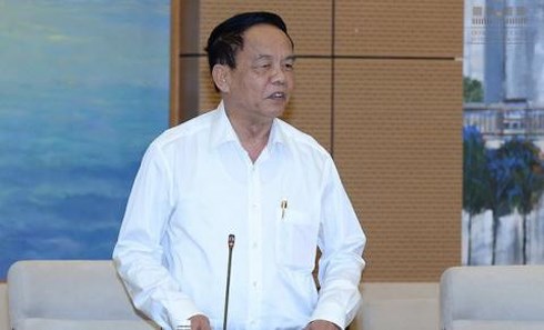 Chủ nhiệm Võ Trọng Việt cho biết, Thường trực UBQPAN đề nghị cho thay từ “là” bằng từ “thuộc” và viết lại thành “Cảnh sát biển Việt Nam thuộc lực lượng vũ trang nhân dân”