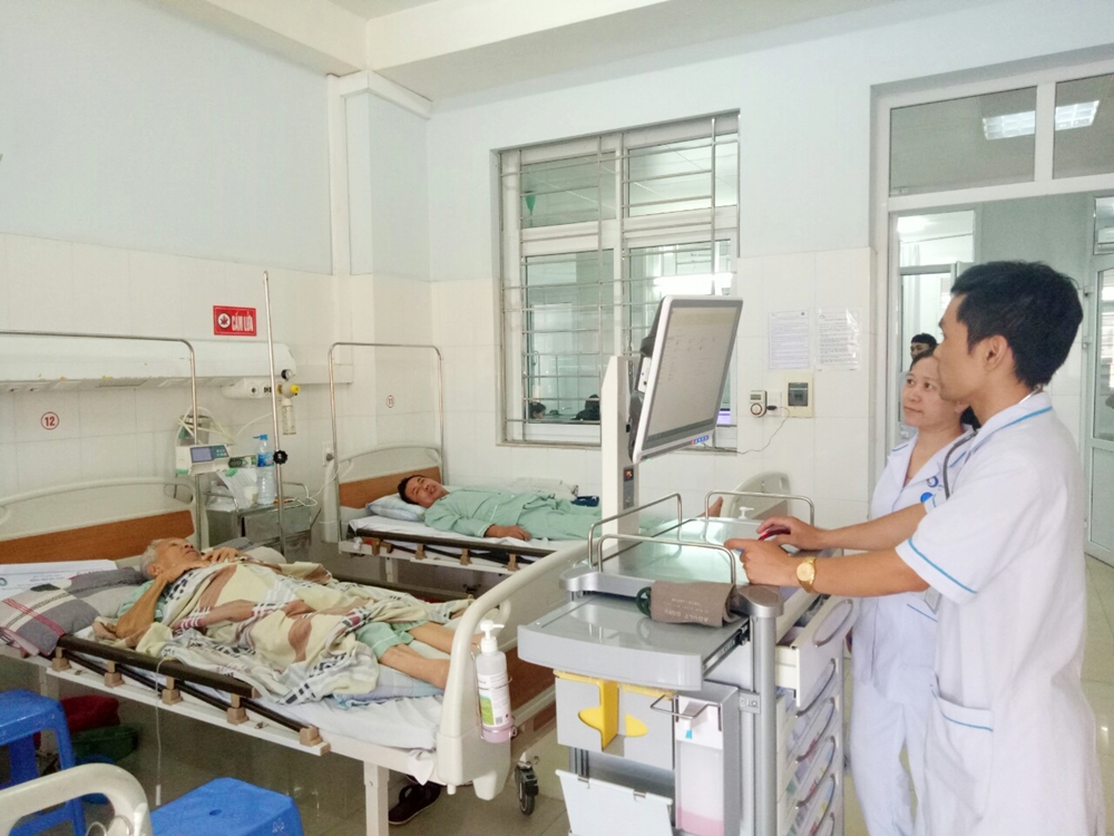 Trong 2 năm 2017-2018, ngành Y tế Quảng Ninh triển khai giai đoạn 1 mô hình y tế thông minh tại các bệnh viện: Đa khoa tỉnh, Bãi Cháy, Sản Nhi Quảng Ninh.