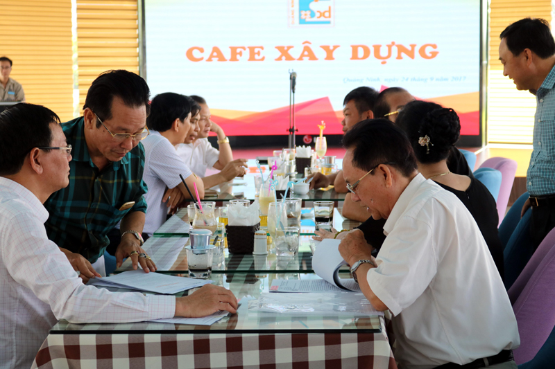 Lãnh đạo Sở Xây dựng giải đáp những vướng mắc của doanh nghiệp tại Chương trình Cafe Doanh nhân