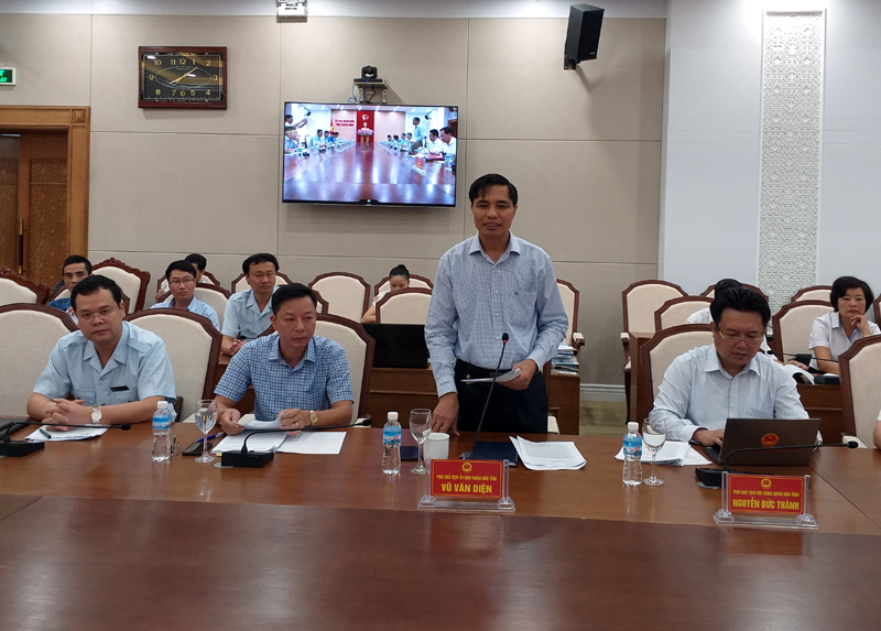 Đồng chí Vũ Văn Diện, Phó Chủ tịch UBND tỉnh phát biểu tại buổi khảo sát