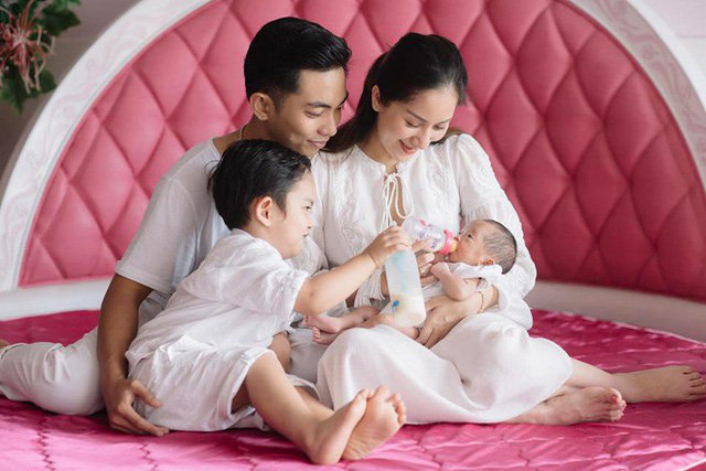 Tổ ấm nhỏ hạnh phúc của vợ chồng Khánh Thi - Phan Hiển.
