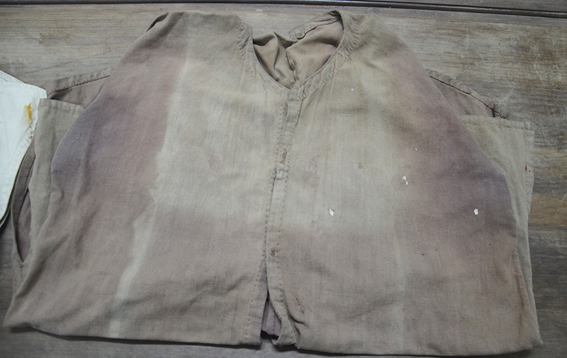 Chiếc áo chị Tý mặc lúc sinh thời hiện đang được lưu giữ tại Bảo tàng Quảng Ninh.