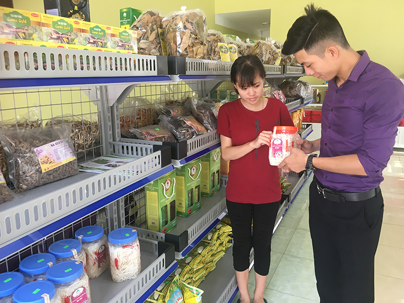 Trung tâm OCOP huyện Ba Chẽ gặp nhiều khó khăn trong việc tiêu thụ sản phẩm