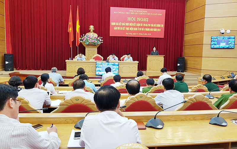Đồng chí Đỗ Thị Hoàng, Phó Bí thư Thường trực Tỉnh ủy, Trưởng Ban chỉ đạo QCDC ở cơ sở tỉnh phát biểu kết luận hội nghị