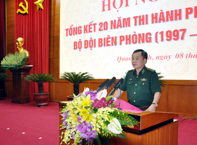Trung tướng Hoàng Xuân Chiến, Ủy viên T. Ư Đảng, Tư lệnh BĐBP Việt Nam phát biểu tại hội nghị