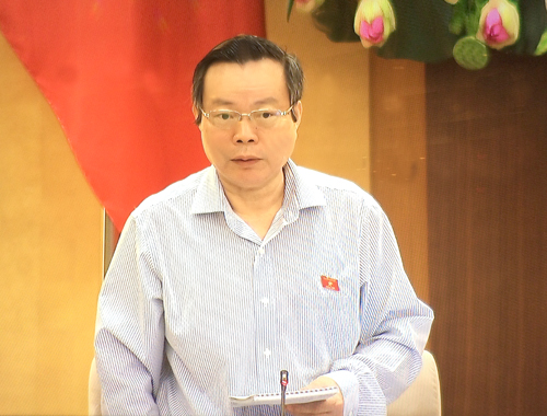 Phó Chủ tịch Quốc hội Phùng Quốc Hiển điều hành phiên họp. Ảnh: VGP/Nguyễn Hoàng
