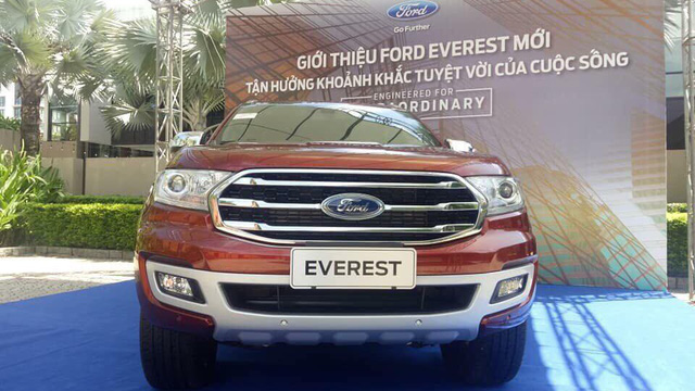 Ford Everest bản nâng cấp mới xuất hiện tại sự kiện nội bộ với diện mạo không thay đổi nhiều.