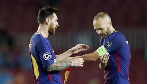  Messi chính thức được trao tấm băng đội trưởng tại Barcelona.